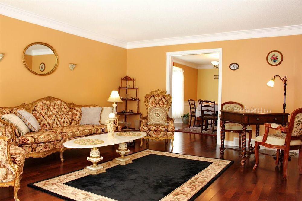 Grapelet Bed & Breakfast 3*