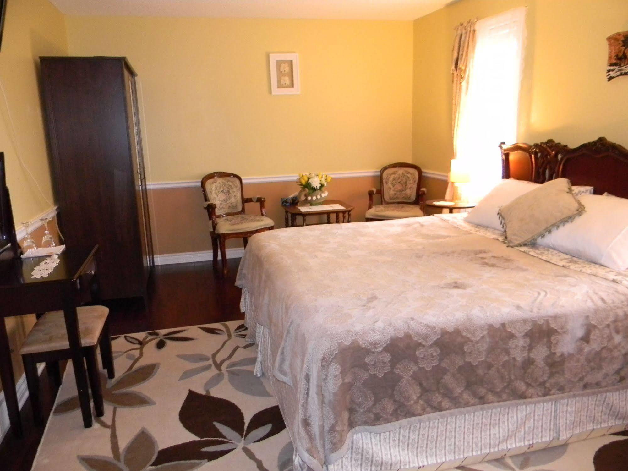 Grapelet Bed & Breakfast Niagara Falls