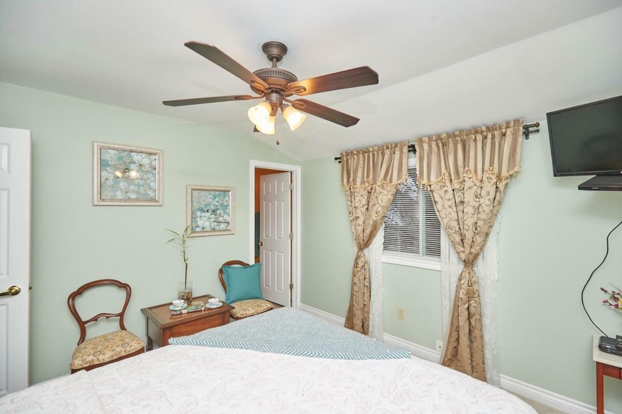 Grapelet Bed & Breakfast Niagara Falls